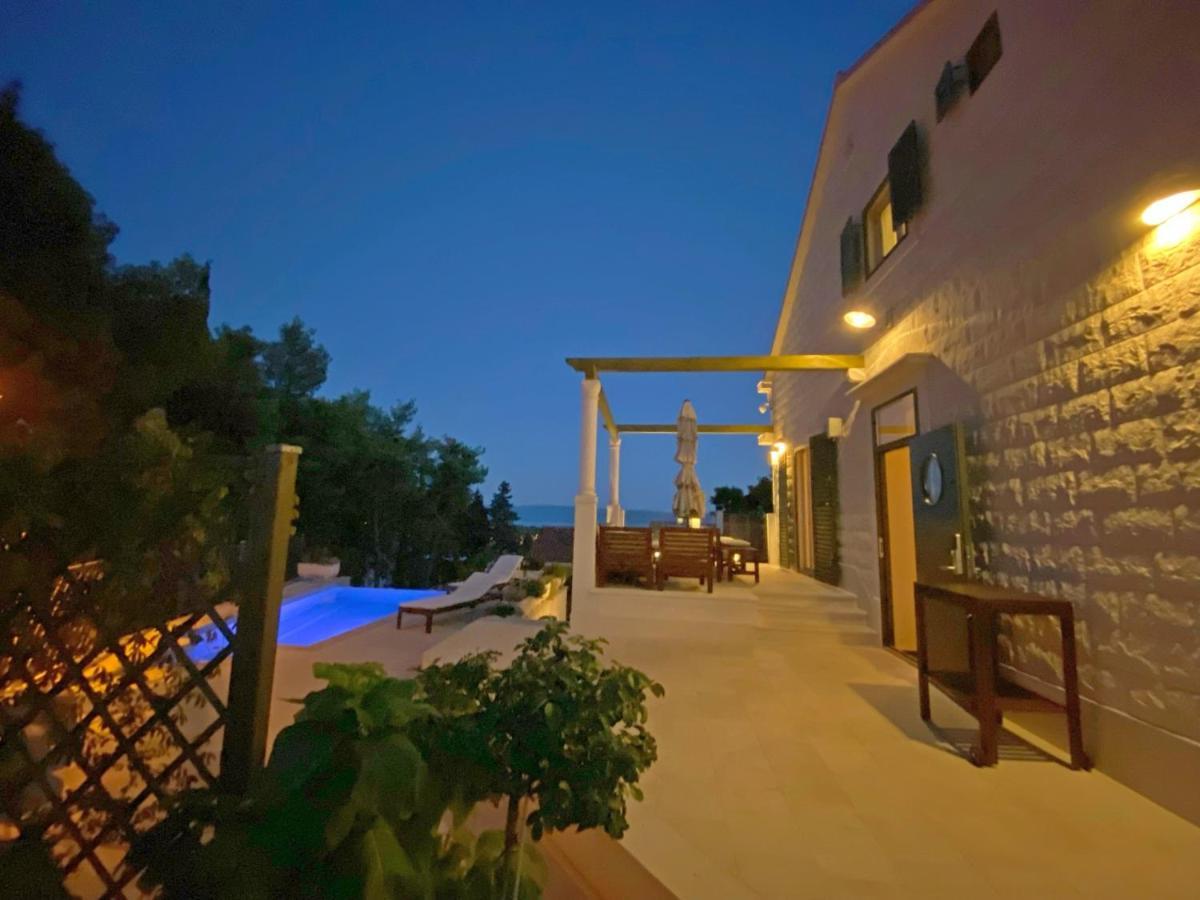 סומרטין Holiday Home Nevista מראה חיצוני תמונה