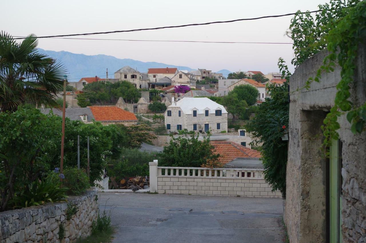 סומרטין Holiday Home Nevista מראה חיצוני תמונה