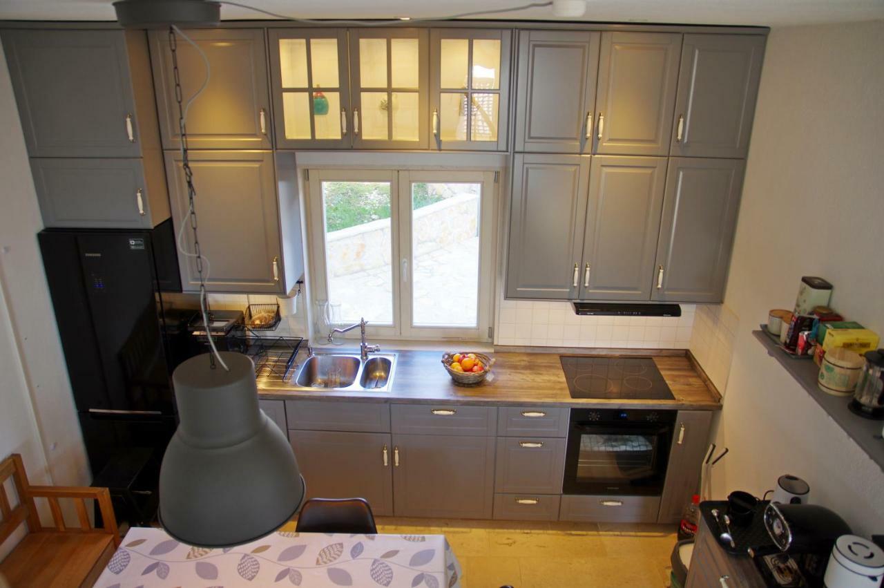סומרטין Holiday Home Nevista מראה חיצוני תמונה