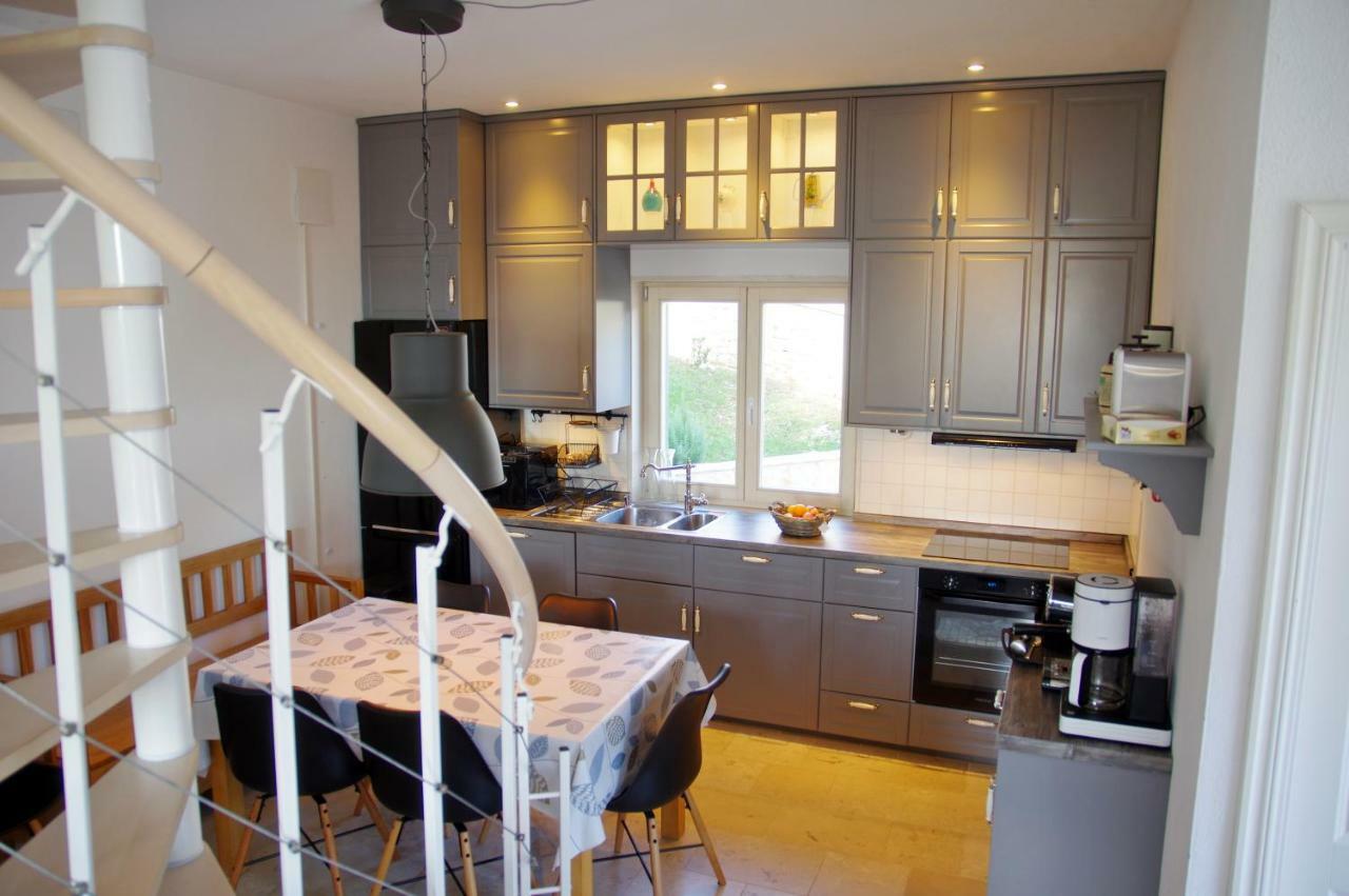 סומרטין Holiday Home Nevista מראה חיצוני תמונה